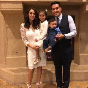 Meet your Posher, Dania